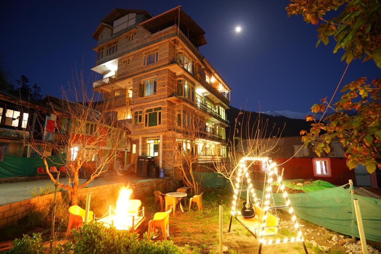 Woods Villa- A Luxury Mountains View Cottages Manāli Eksteriør bilde