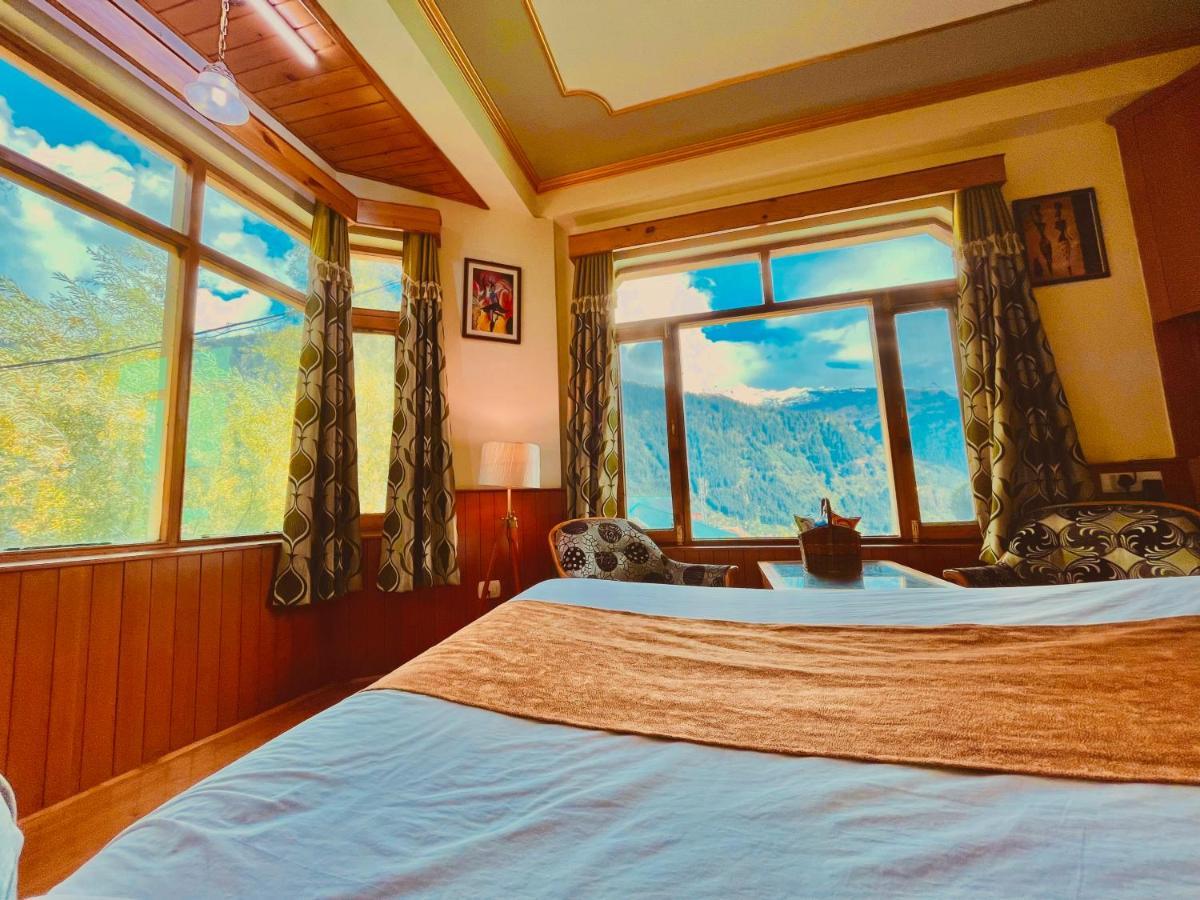 Woods Villa- A Luxury Mountains View Cottages Manāli Eksteriør bilde