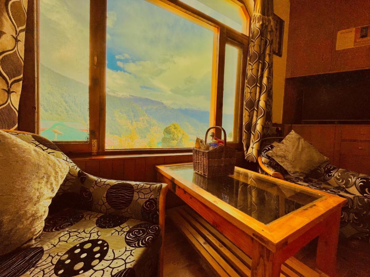 Woods Villa- A Luxury Mountains View Cottages Manāli Eksteriør bilde