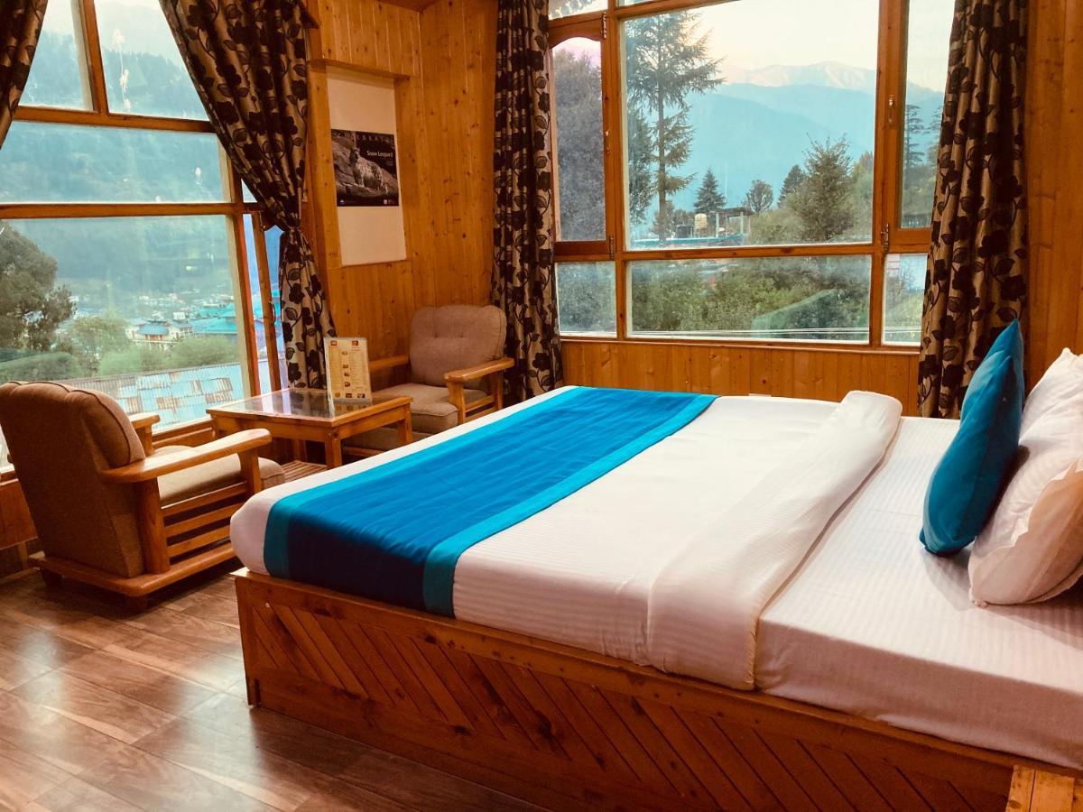 Woods Villa- A Luxury Mountains View Cottages Manāli Eksteriør bilde