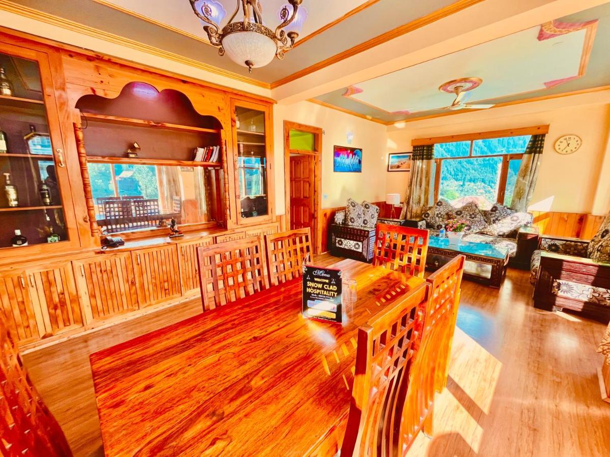 Woods Villa- A Luxury Mountains View Cottages Manāli Eksteriør bilde